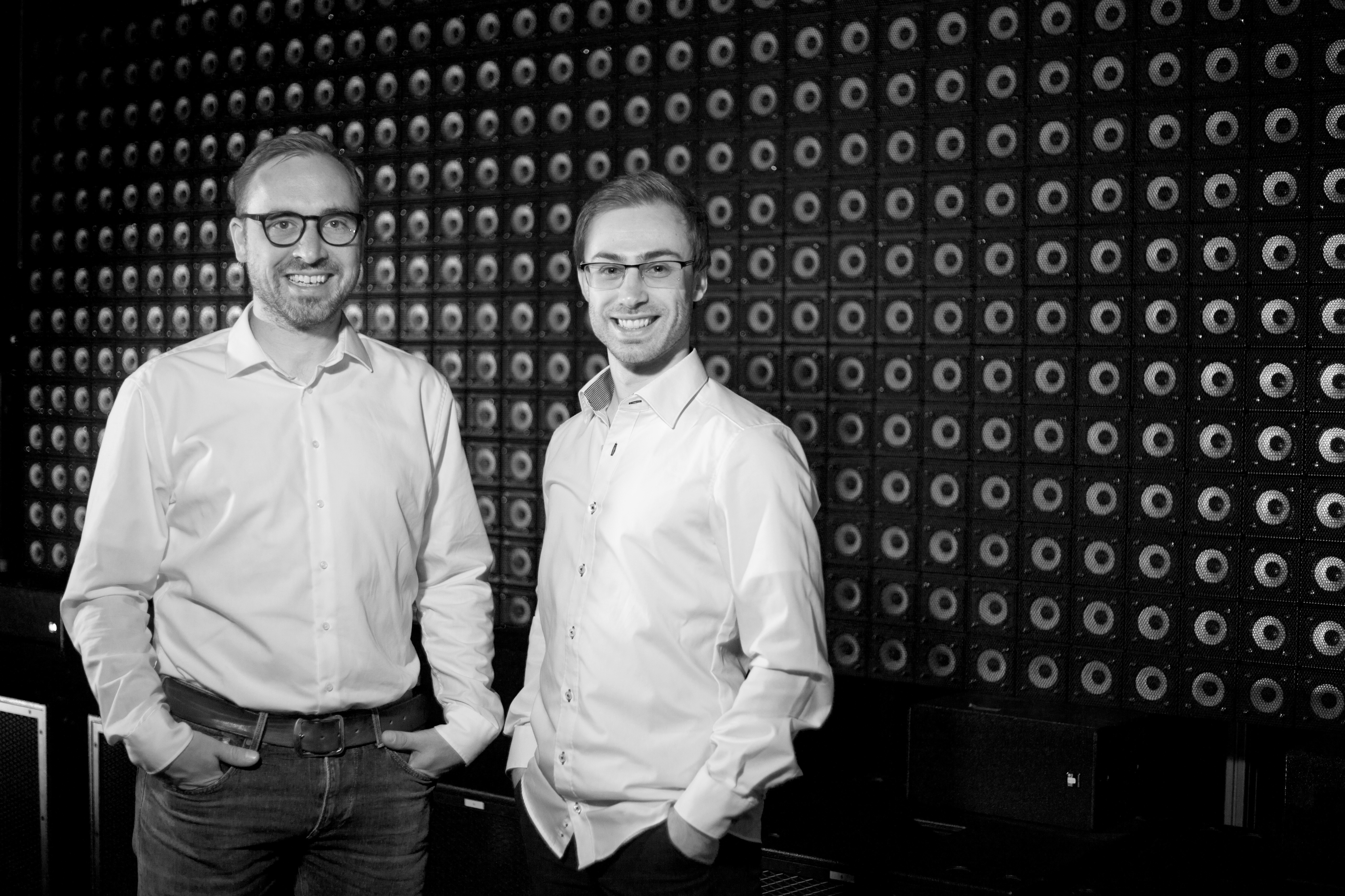 Acoustics experts from Fraunhofer IDMT: Christoph Sladeczek and Bernhard Fielder